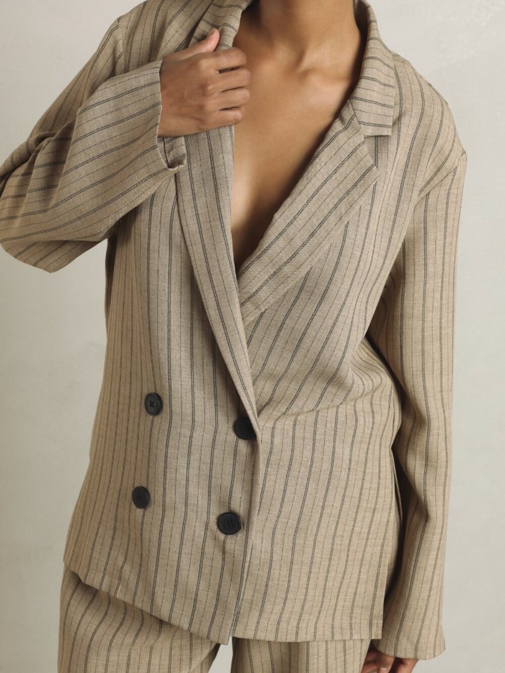 Khaki Elegant Women's Oversized Double-Breasted Pinstripe Blazer - Picture 5 of 7